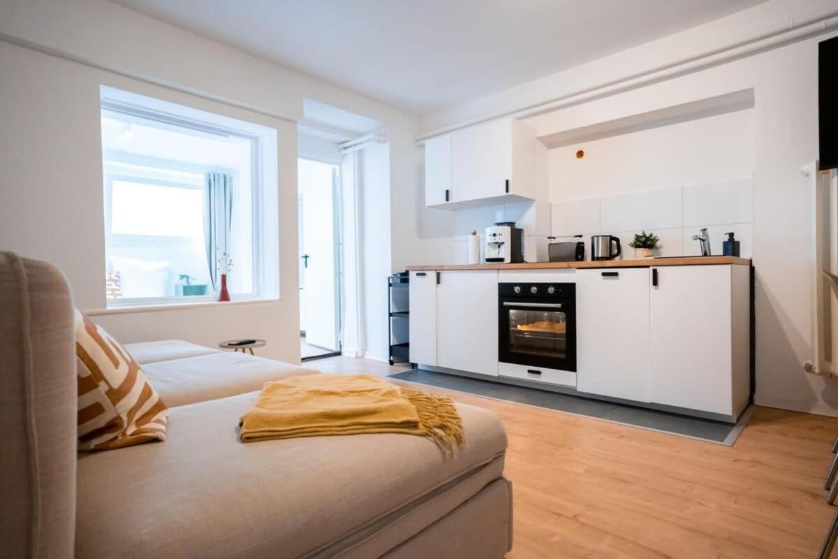 Hamburg City Apartment For 7 Buitenkant foto
