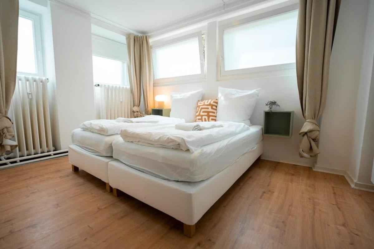 Hamburg City Apartment For 7 Buitenkant foto